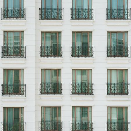 Thomson Residence Hotel Банкок Екстериор снимка