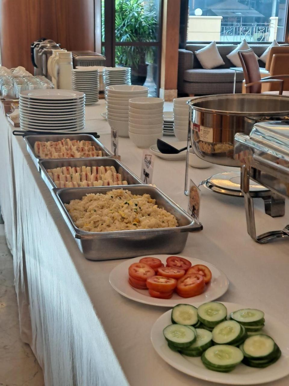 Thomson Residence Hotel Банкок Екстериор снимка